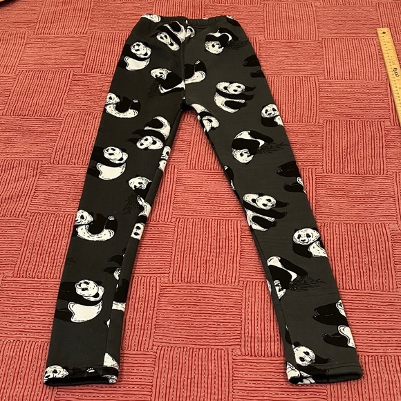 Women’s XS / S cozy Panda print thick fleece Leggings - Picture 13 of 16